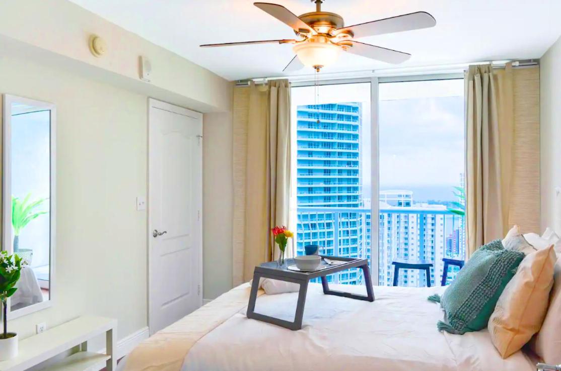 Luxury 2 Bedroom Apartment At Brickell With Pool Маямі Екстер'єр фото
