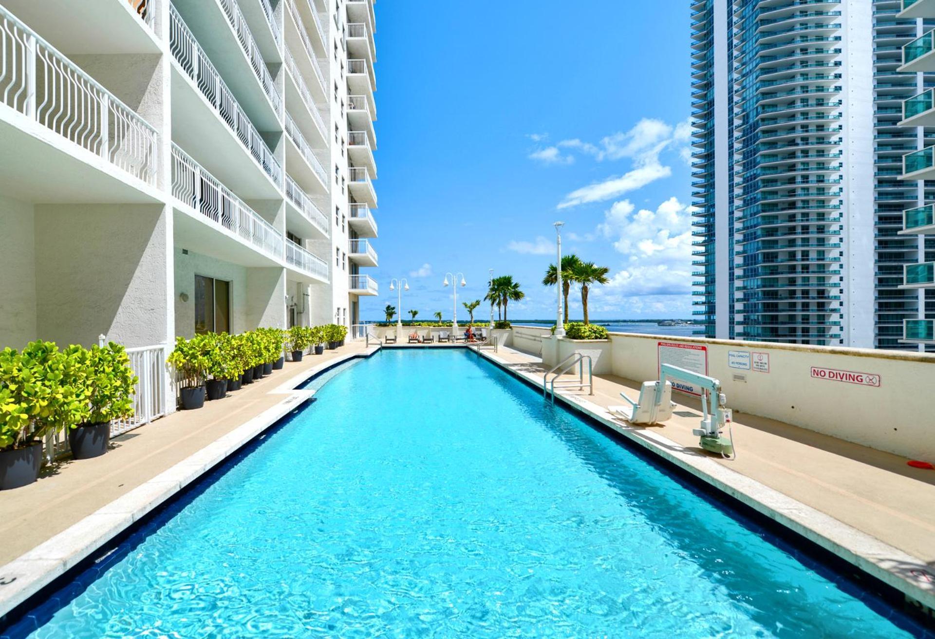 Luxury 2 Bedroom Apartment At Brickell With Pool Маямі Екстер'єр фото